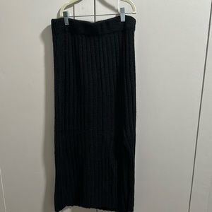 Aerie sweater skirt size medium black